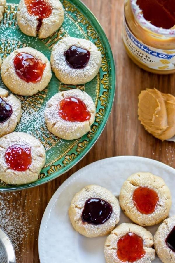 Peanut Butter and Jelly Thumbprint Cookies Recipe - ChefDeHome.com