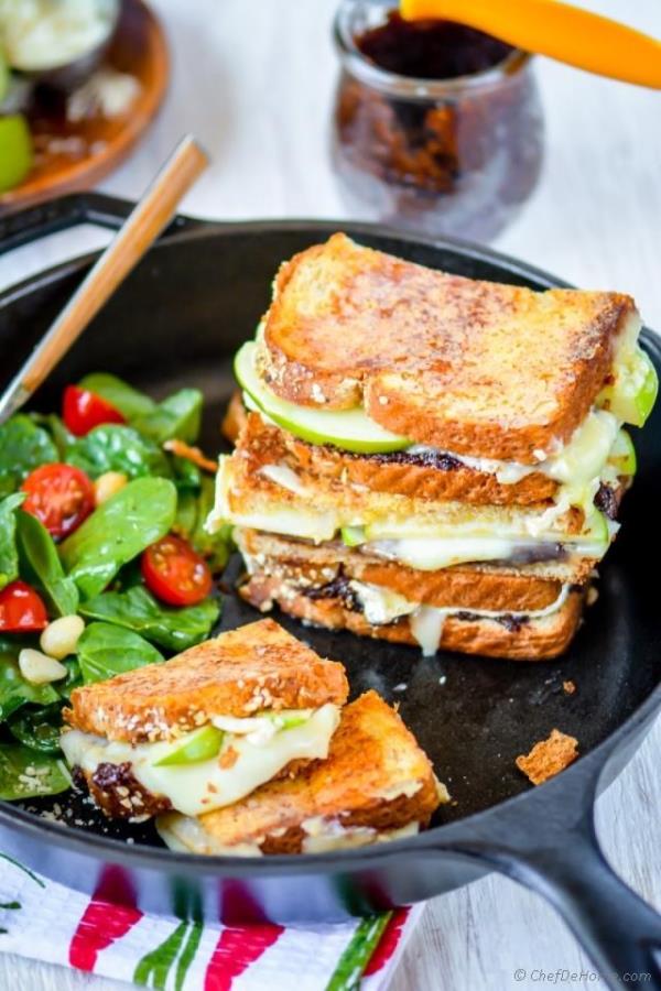 Apples and Brie Grilled Cheese Sandwich with Fig Spread Recipe - ChefDeHome.com