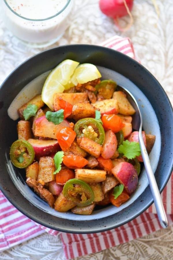 Vegan, Zesty and Warm Radish-Potatoes Bowl - Indian Vrat Ki Chatpati Aloo Mooli Sabji Recipe - ChefDeHome.com
