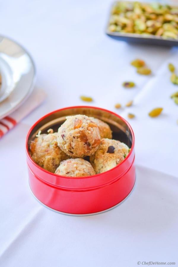 Indian Sweet Rava (Semolina) Ladoo Recipe - ChefDeHome.com