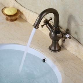Bathroom Sink Faucet with Antique Brass finish--faucetsdeal.com