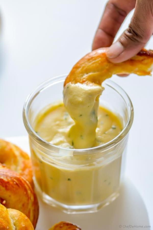 Beer Cheese Dip for Pretzels Recipe - ChefDeHome.com