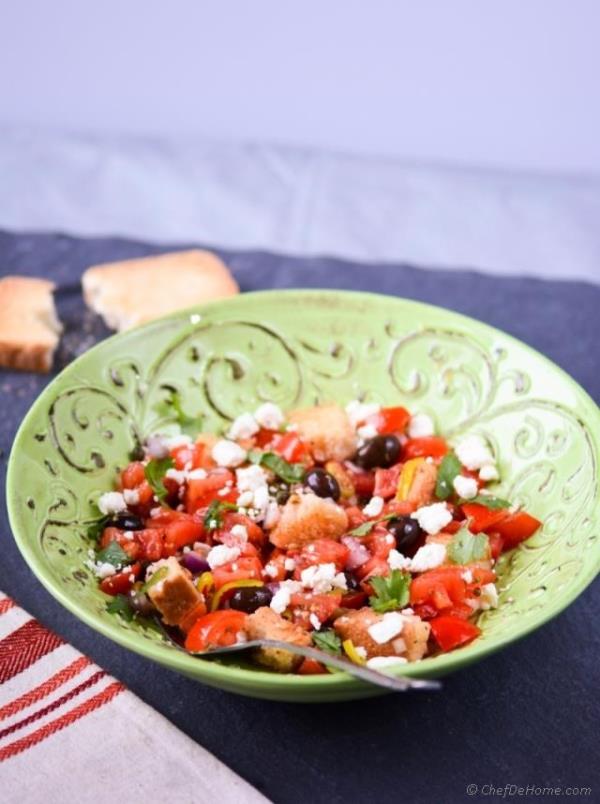 Greek Dakos - Bread and Tomatoes Salad Recipe - ChefDeHome.com