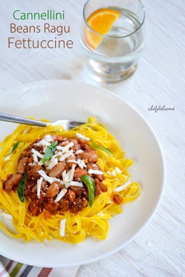 Cannellini Beans Ragu Fettuccine Pasta Recipe  - ChefDeHome.com