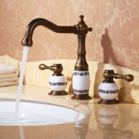 Bathroom Sink Faucet with Antique Brass Finish--Faucetsdeal.com