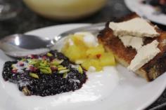 Black glutinous rice pudding, with orange blossom, pineapple, banana, rose and green pistachios. Toast with halva on the side