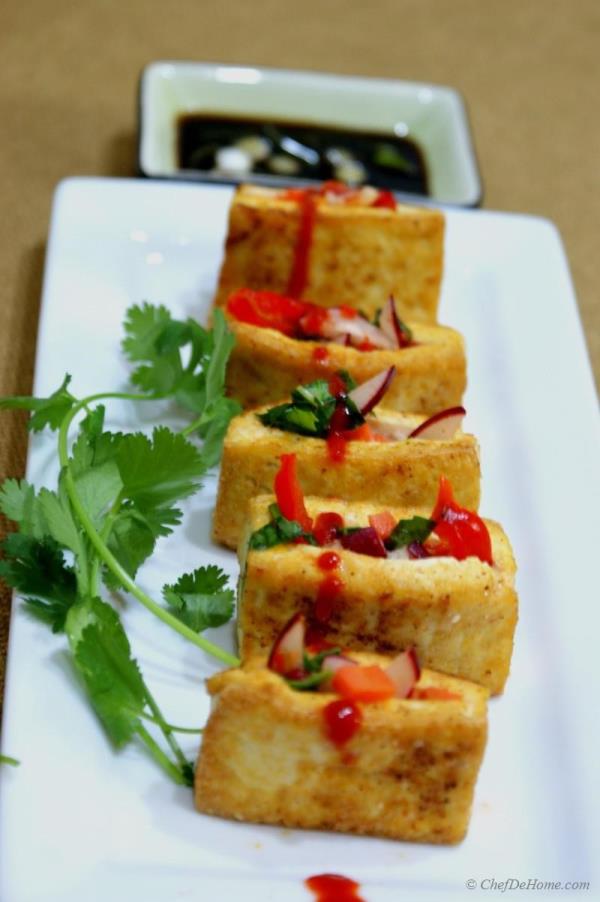 Crispy Tofu Snack Pockets with Crunchy Vegetables Filling