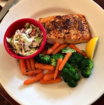 This Lemon Pepper Grilled Atlantic Salmon Fillet meal was very delicious, full of vitamins and low in calories.